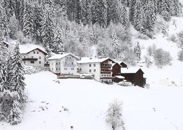 Appartement In At The Bus Stop